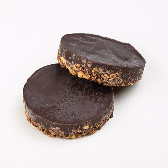 Dark chocolate granola bar